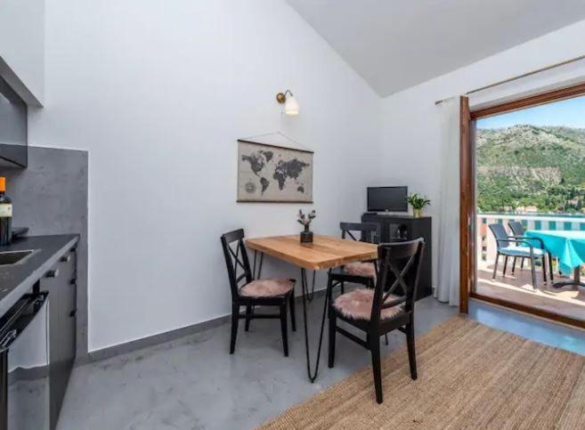 Couple Getaway Apartament *