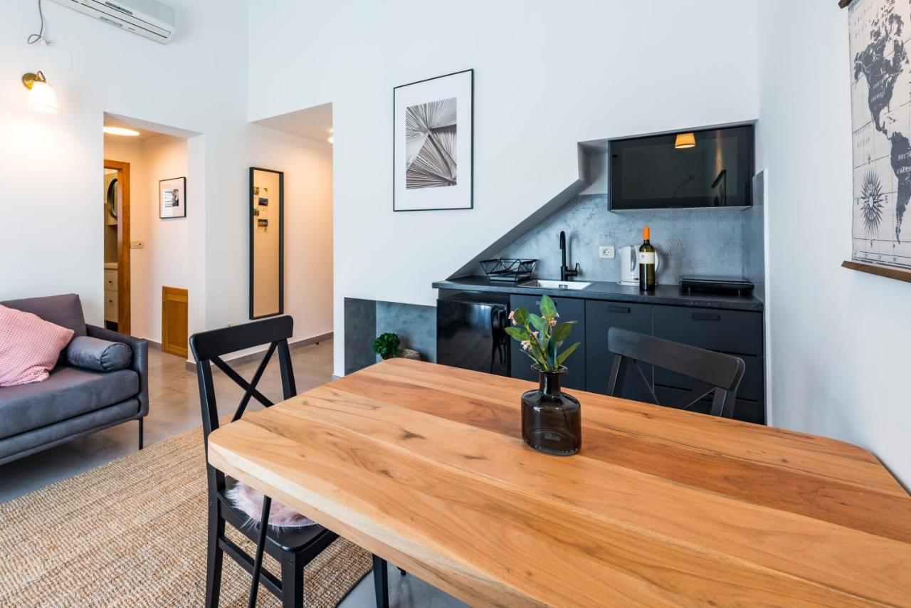 Apartment Couple Getaway